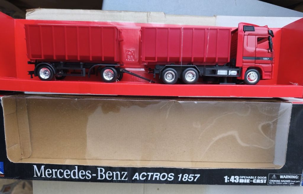 Mercedes Benz Actros 1857 by New Ray 1/43 - фото фото фото 0