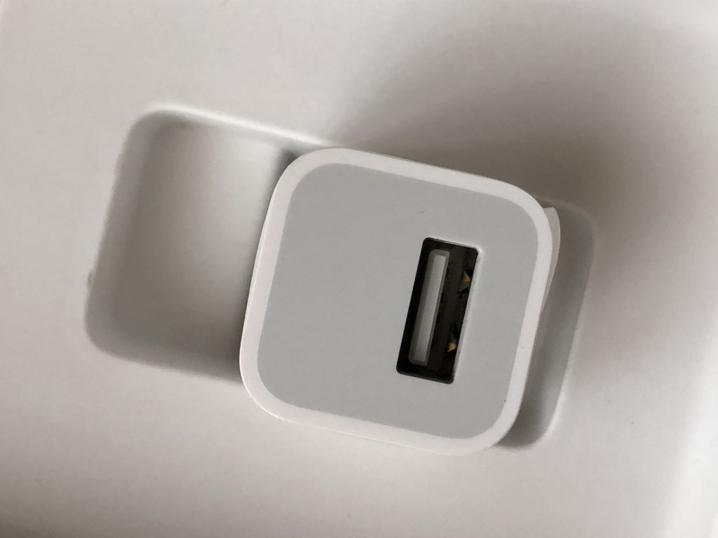 Зарядное устройство Apple 1A / 5V iPhone Адаптер питания США Оригинал - фото фото фото 1