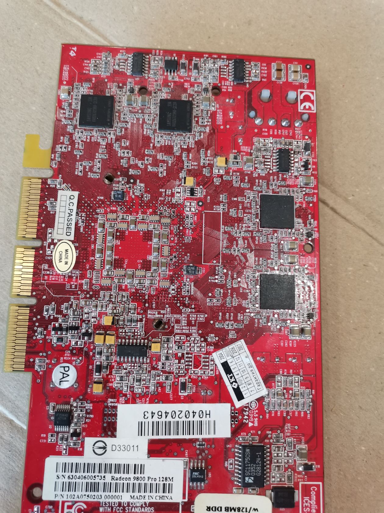 Видеокарта ATI Radeon 9800 Pro 128mb DDR - фото фото фото 4