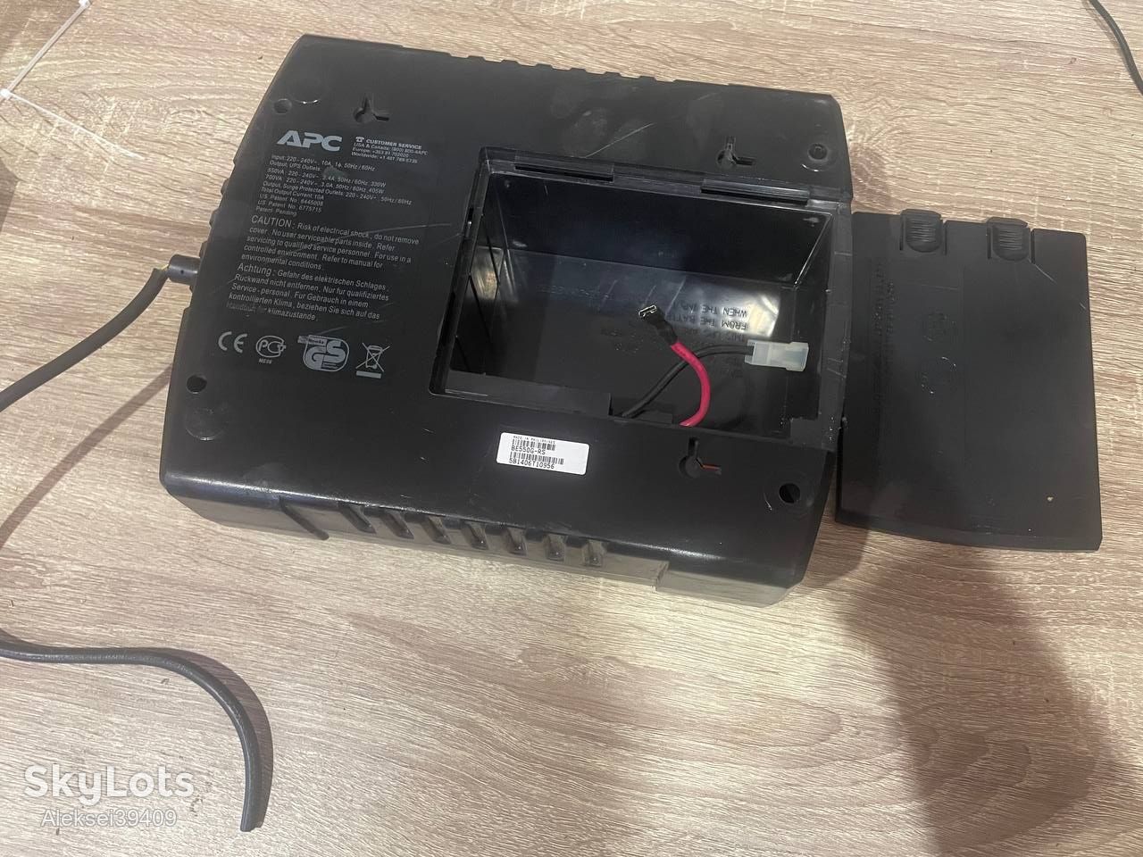 Джерело безперебійного живлення    (ИБП) APC Back-UPS ES 550VA / 330W    (BE550G-RS) - фото фото фото 4