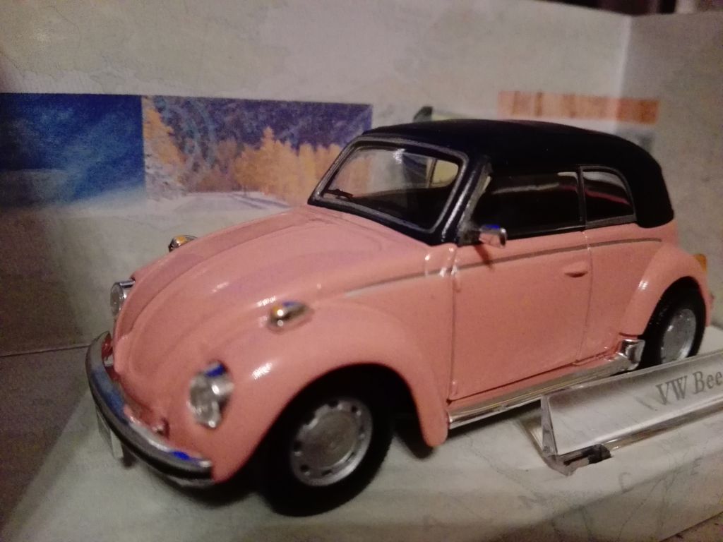 1/43 VOLKSWAGEN BEETLE. CARARAMA. - фото фото фото 3