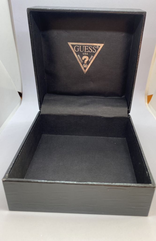 Коробка для годинника guess  (оригінал) чорна - фото фото фото 4