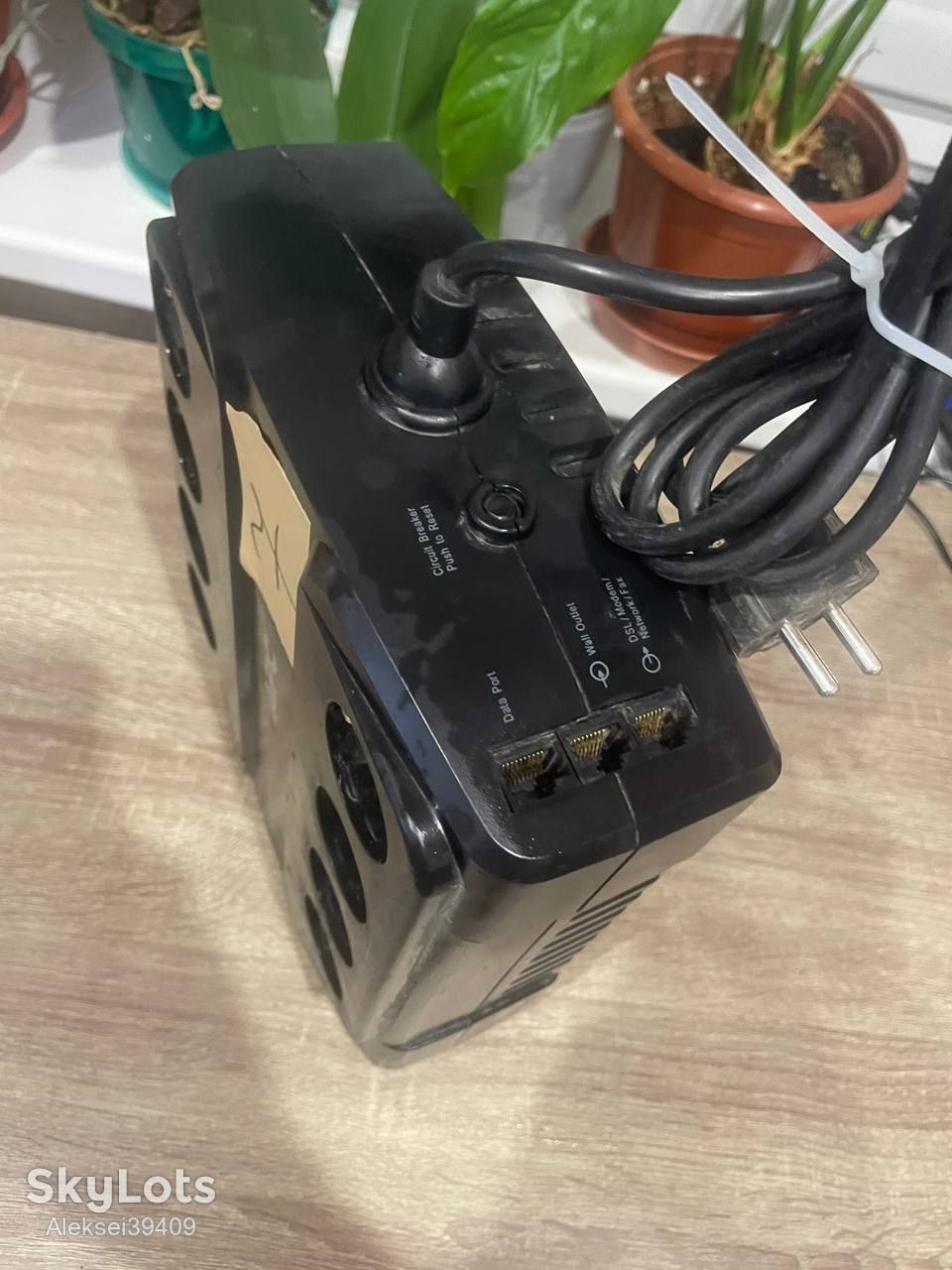 Джерело безперебійного живлення  (ИБП) APC Back-UPS ES 550VA / 330W  (BE550G-RS) - фото фото фото 4
