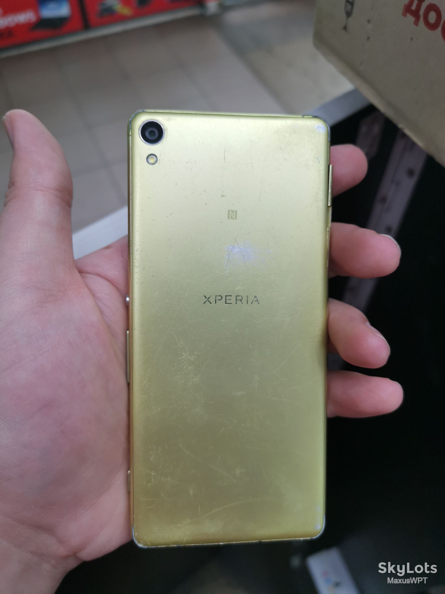 #573 Sklad Sony Xperia XF Gold F3112 - фото фото фото 3