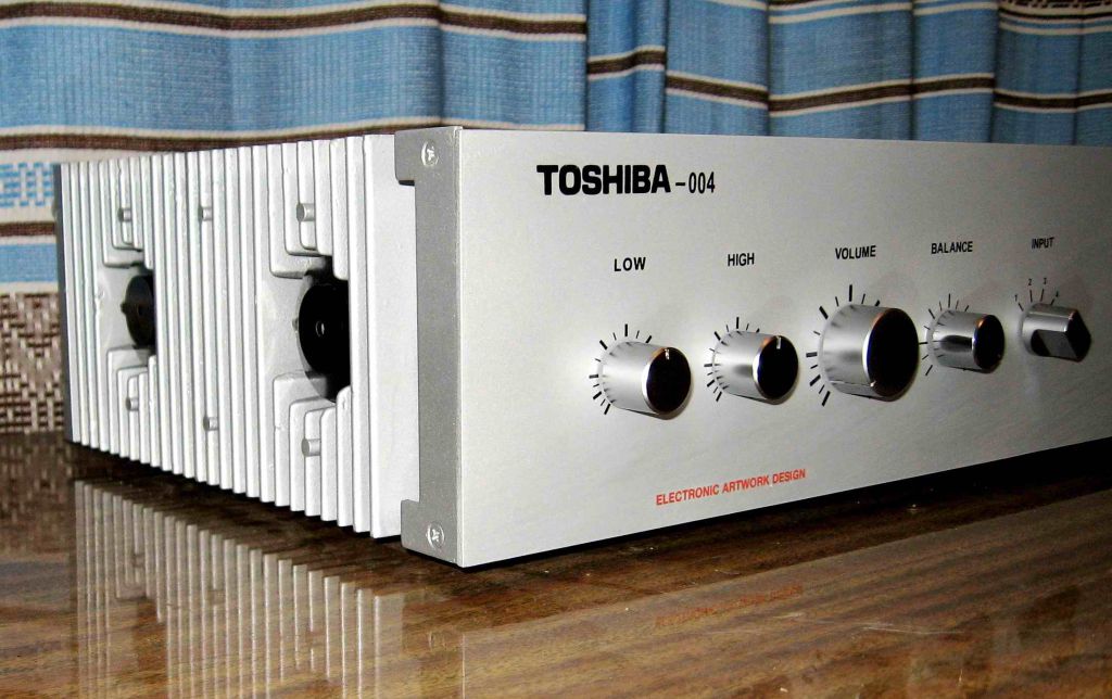 Усилитель TOSHIBA – 004, 2х100Вт - фото фото фото 2