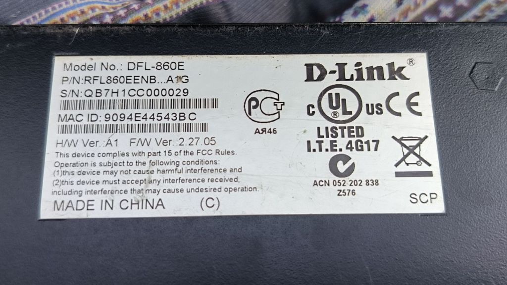 Міжмережевий екран D-Link DFL-860E - фото фото фото 3