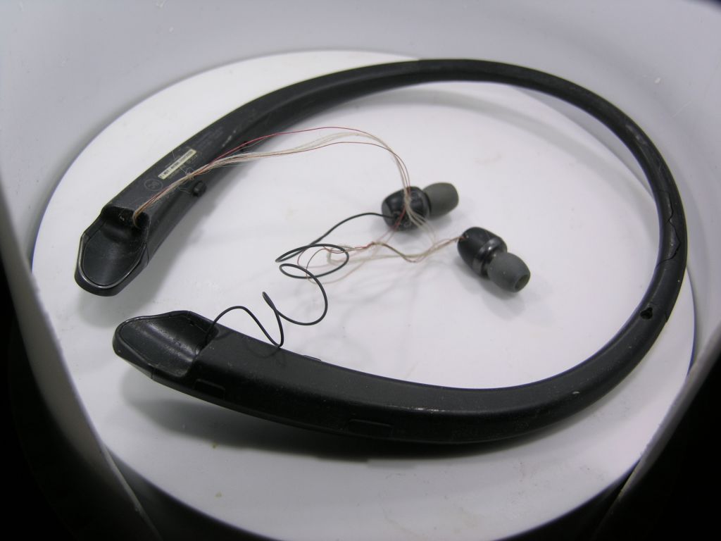 bluetooth стерео гарнитура lg Tone HBS-910 Harman Kardon з США - фото фото фото 5