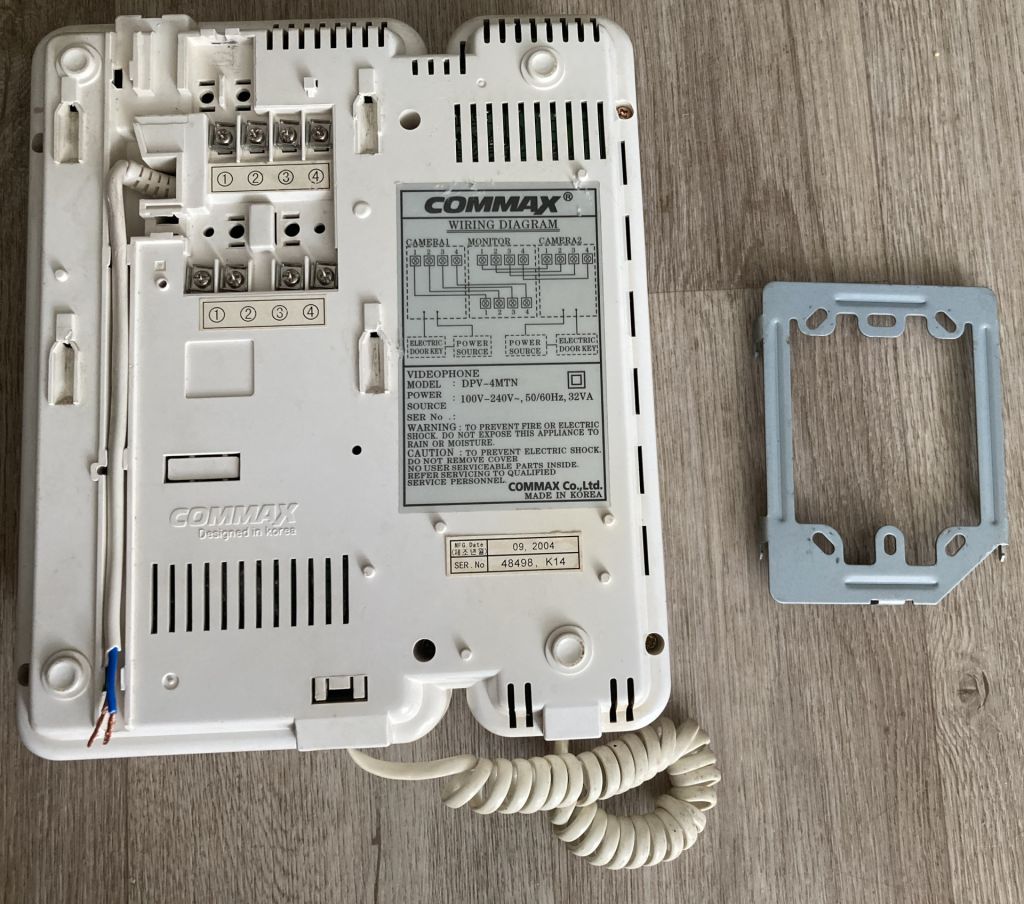Видеодомофон Commax dpv-4mtn. Б/у. Нерабочий! - фото фото фото 4