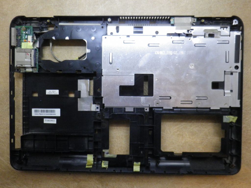 Б/У Корпус низ без сервісних кришок на ASUS K51AC - фото фото фото 1