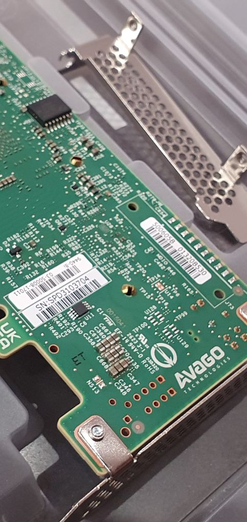 RAID контролер 12 Гбіт/с LSI Broadcom MegaRAID 9440-8i Tri-Mode - фото фото фото 4