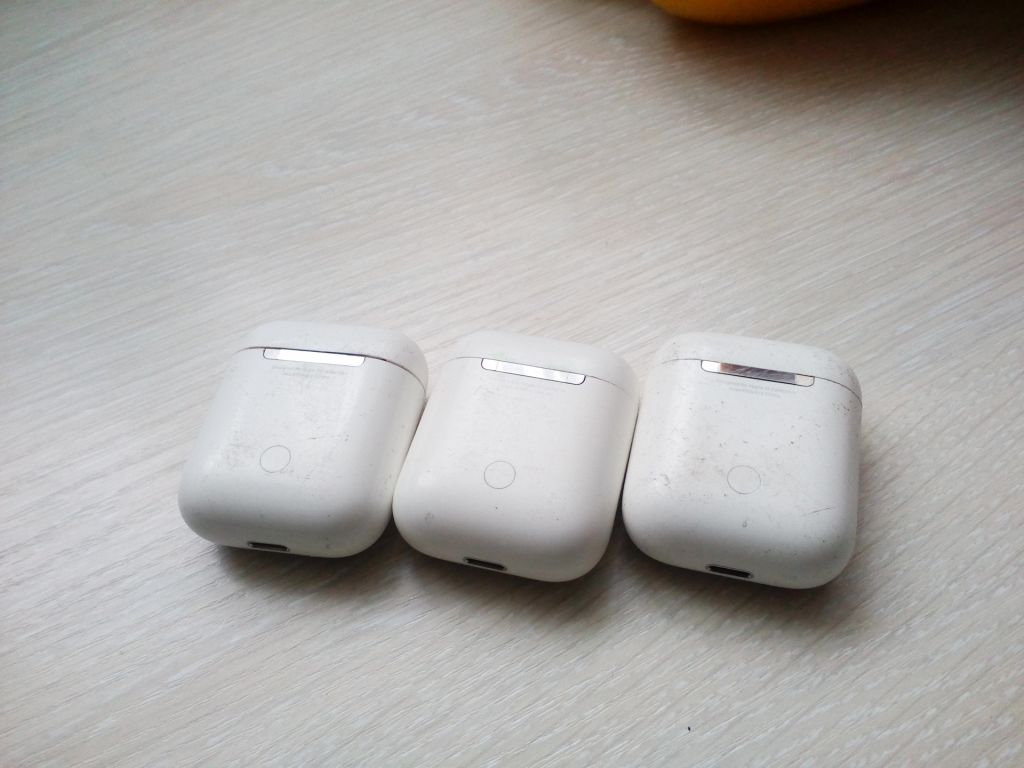 Кейс зарядка Airpods 1,2 оригинал - фото фото фото 1