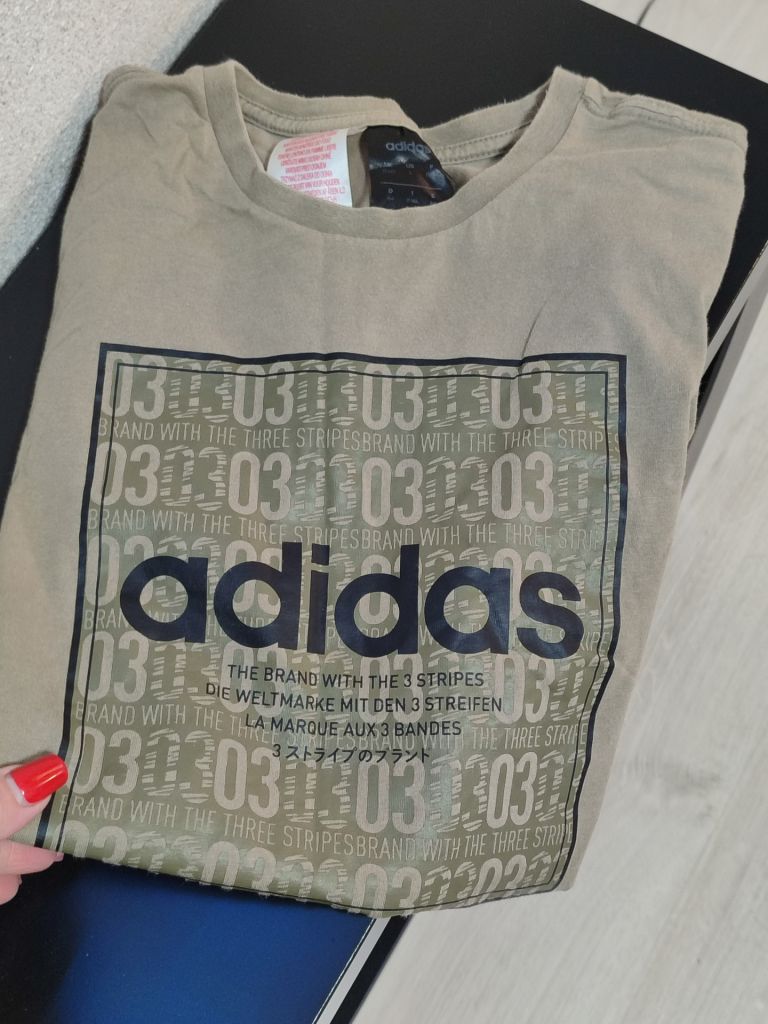 Футболка Adidas  13-14 років XS - фото фото фото 4