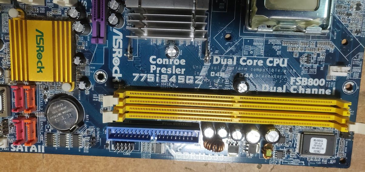 Мат. плата ASRock 775i945GZ LGA775 i945GZ PCI-E+SVGA+LAN SATA MicroATX 2DDR2 № 212312 - фото фото фото 1