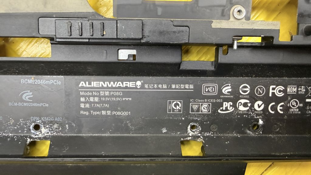 Корито Dell Alienware M15x  (2115) Б/В - фото фото фото 10