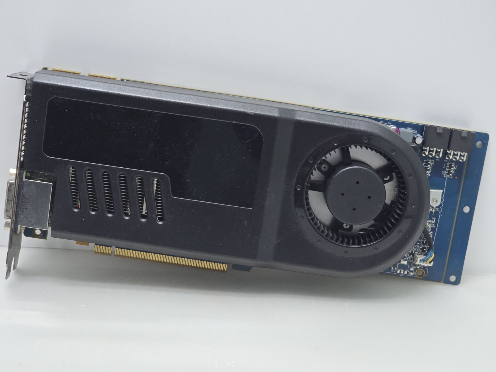Відеокарта ATI Radeon HD 5850 1GB  (1GB,GDDR5,256 Bit,HDMI,PCI-Ex,Б/у) - фото фото фото 0