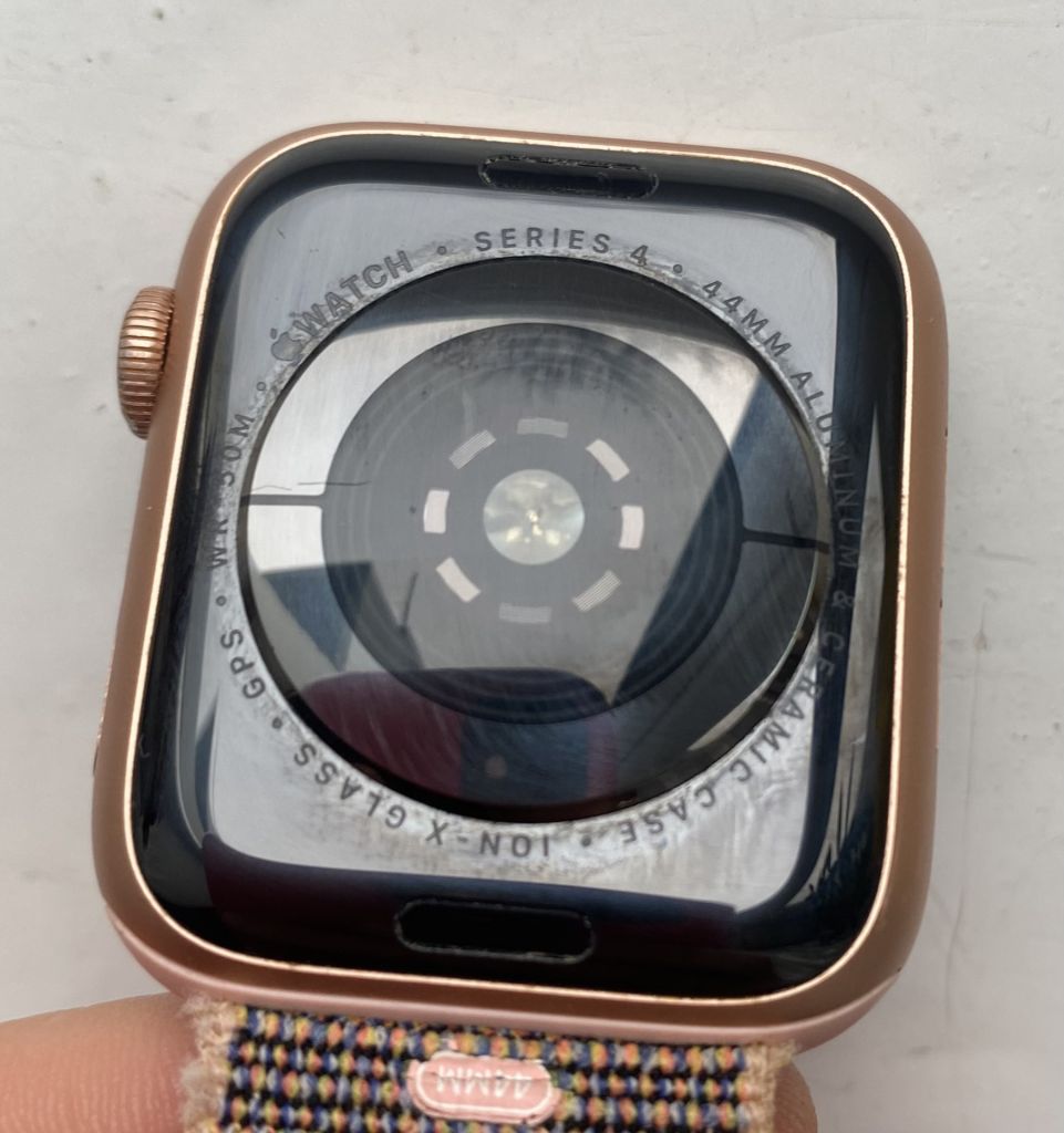 Apple Watch Series 4 44mm - фото фото фото 3