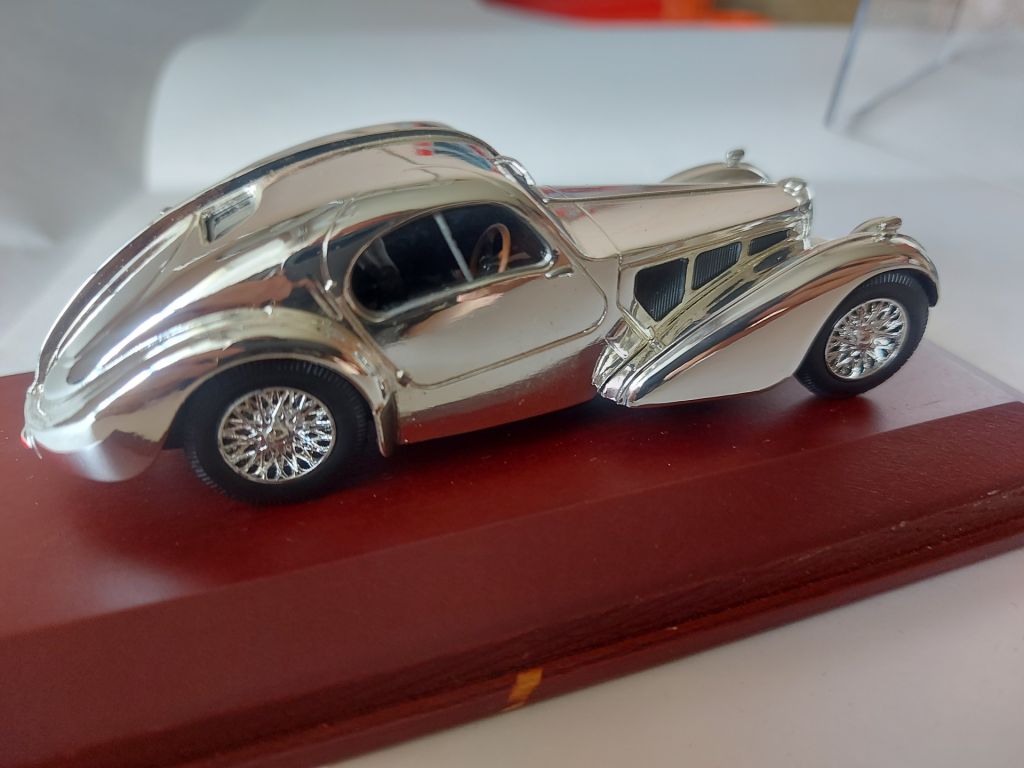 Bugatti Coupe Atlantic 1/43 Atlas SILVER! - фото фото фото 4