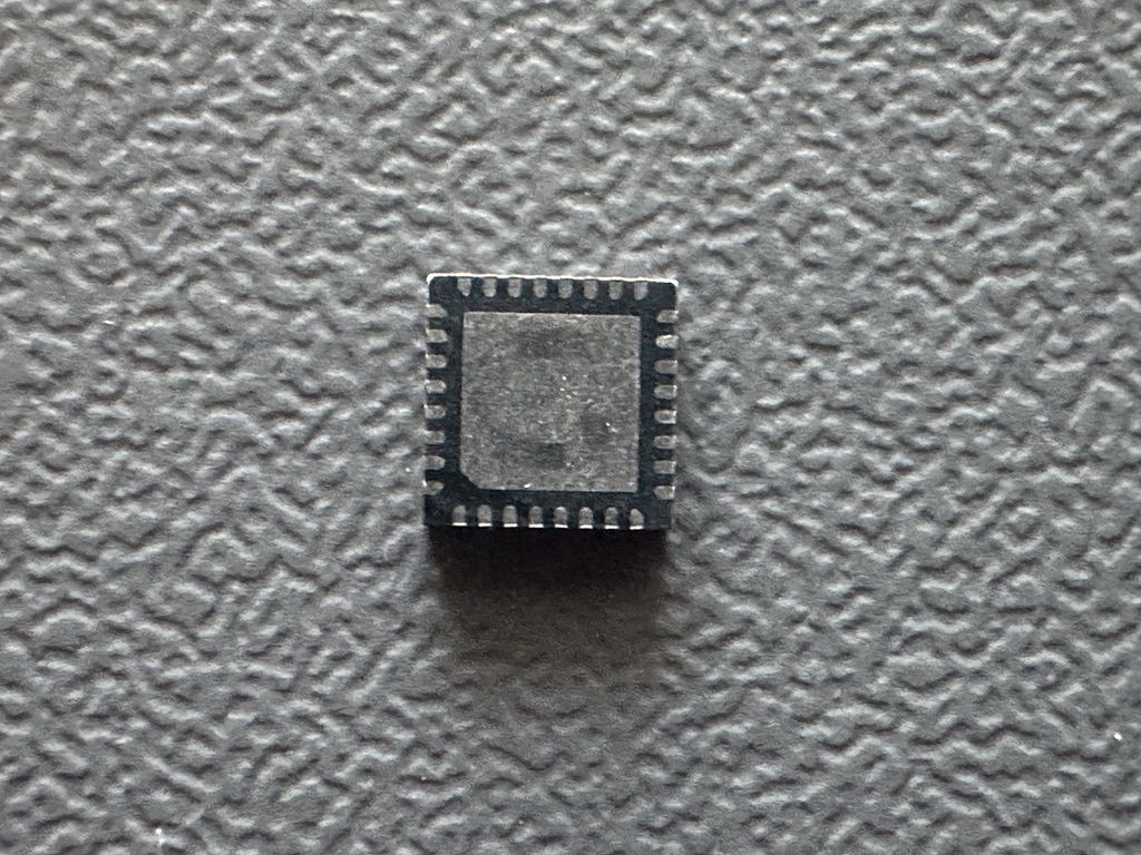 Мікросхема Texas Instruments BQ25710 Original - фото фото фото 2