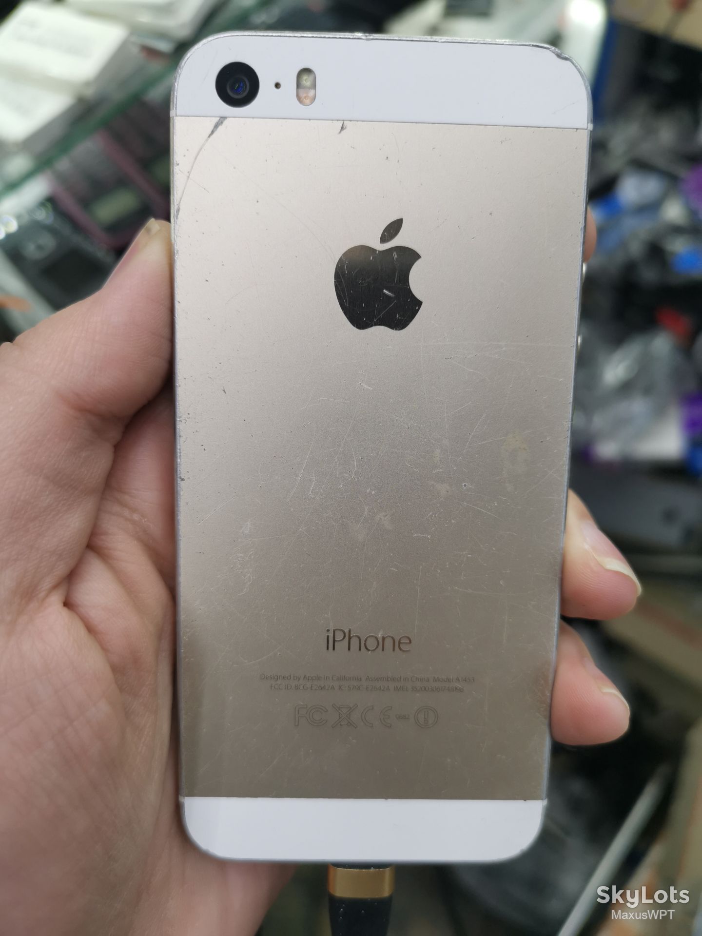 Sklad Iphone 5s gold 5r - фото фото фото 2