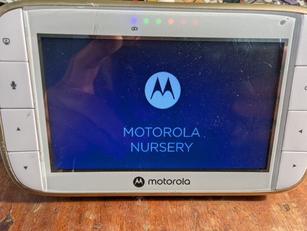 Motorola VM50G-2 5-Inch Video Baby Monitor без камер бу - фото фото фото 0