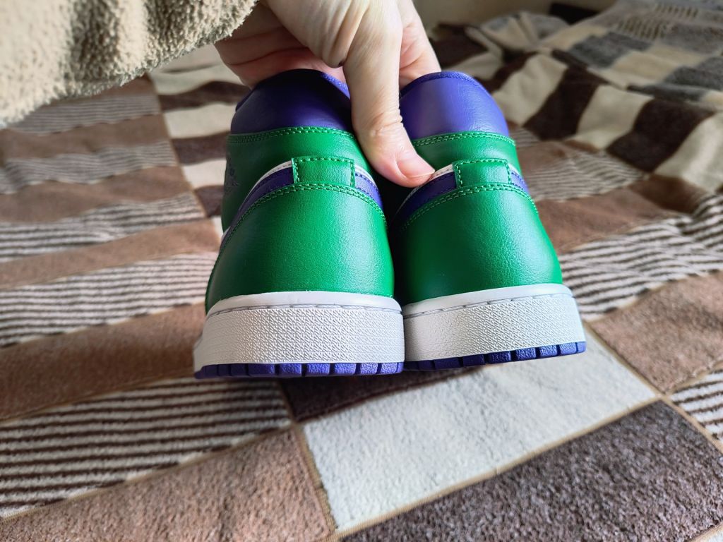 Кросівки Jordan 1 Mid Incredible Hulk - фото фото фото 6