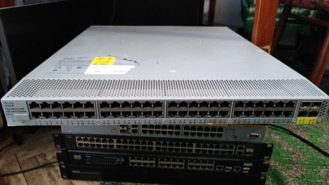 Гигабитный комутатор Cisco Nexus N2K-C2148T-1GE - фото фото фото 0