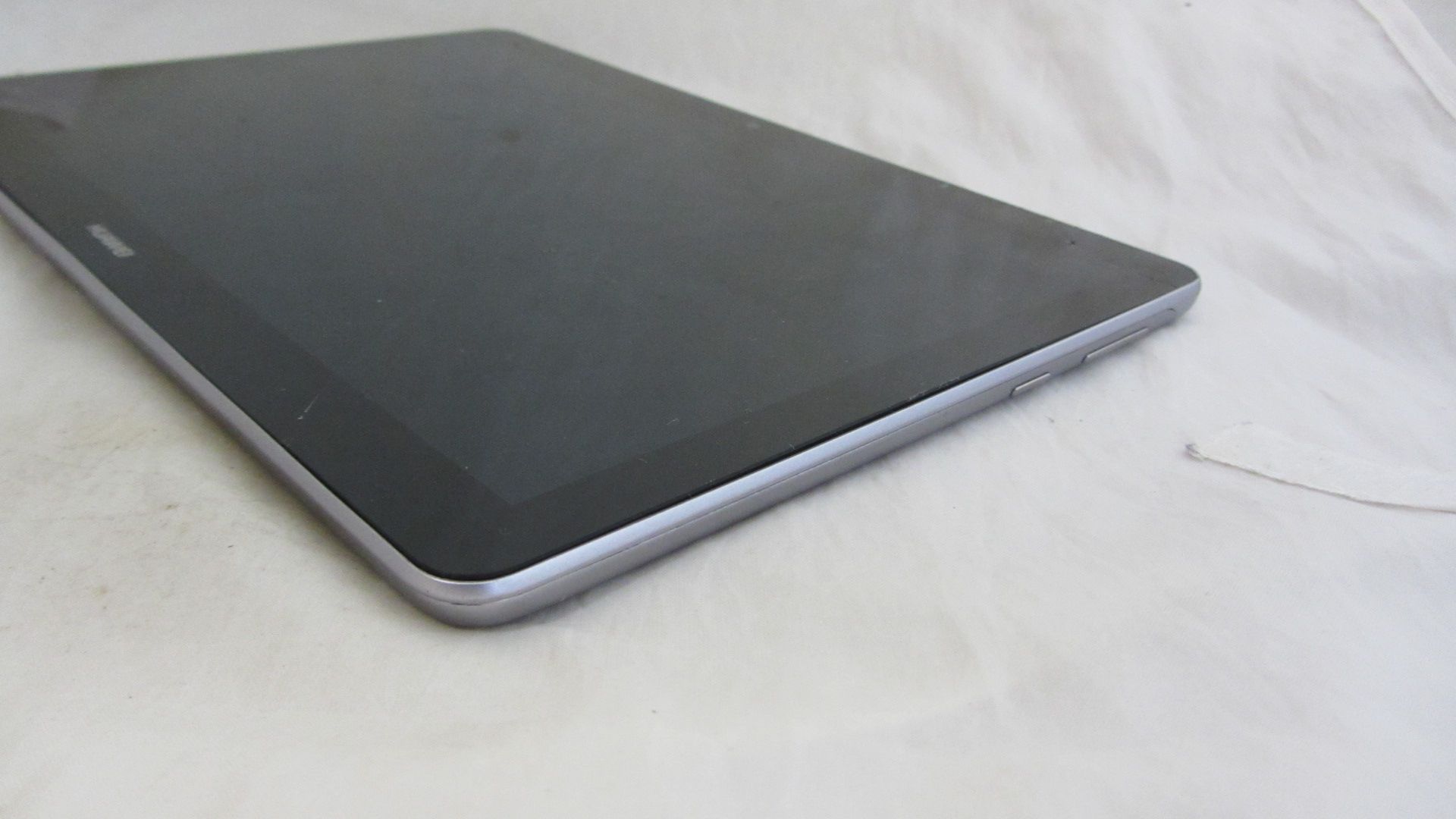 Планшет Huawei MediaPad T3 10 Wi-Fi    (AGS-W09) Space Grey - фото фото фото 1