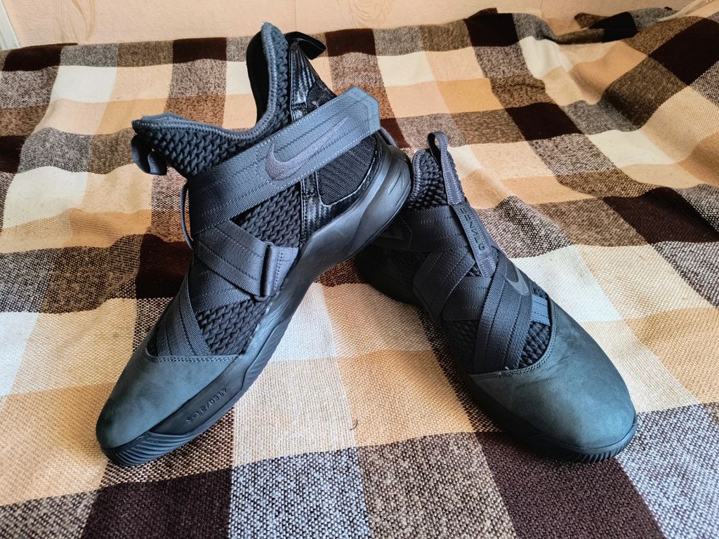 Кросівки Nike LeBron Soldier 12 'Dark 23' - фото фото фото 1