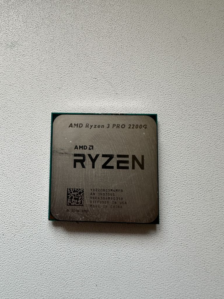 Процесор Ryzen 3 2200G 4/4 Ядра - фото фото фото 0