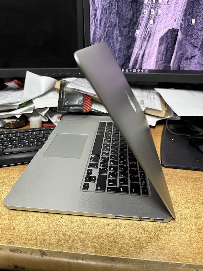 Ноутбук Apple MacBook Pro 15" Retina Mid 2016 № 25121292 - фото фото фото 5