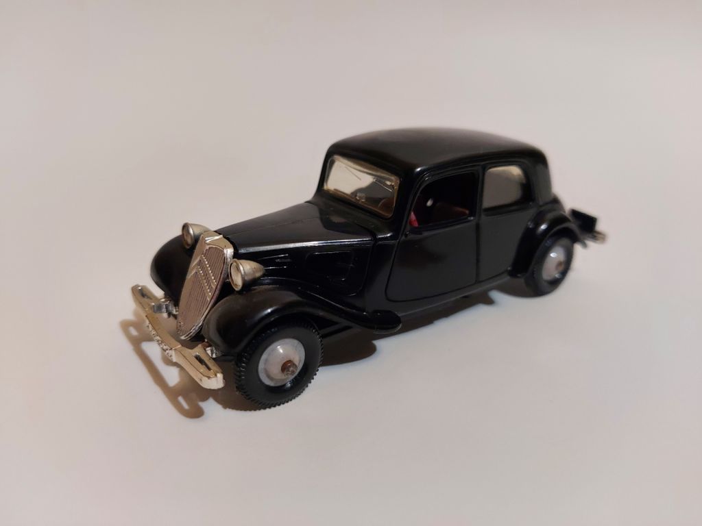 Norev 1:43  (plastic) Citroen 11 A  (1936) - фото фото фото 1