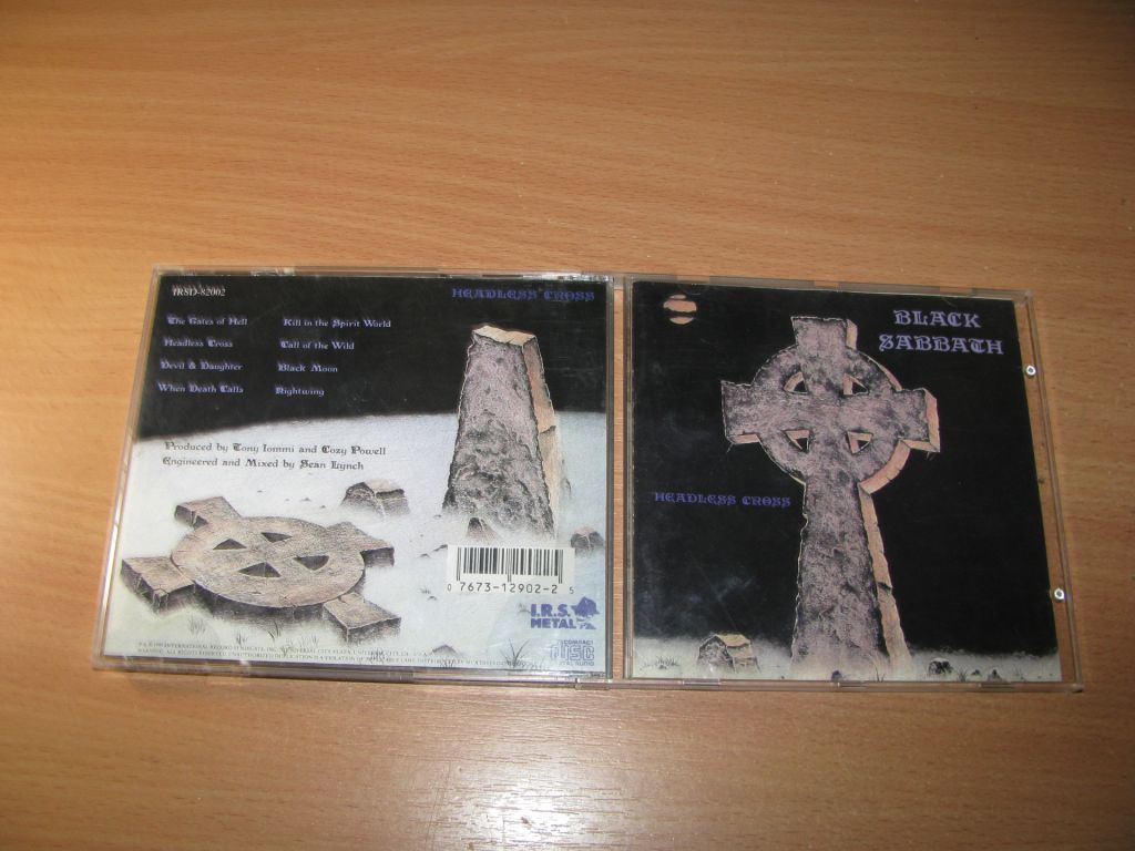 BLACK SABBATH - Headless Cross  (1989 I.R.S.,1st press,USA) VG+ - фото фото фото 0