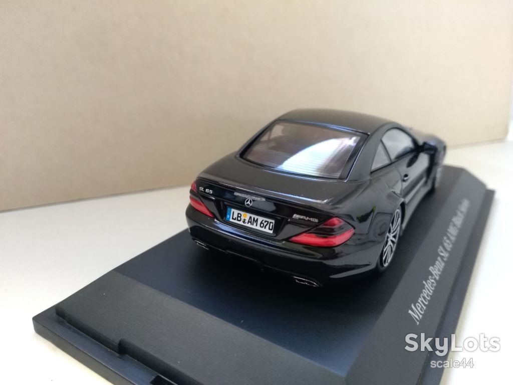 Mercedes-Benz SL65 AMG.Minichamps.1:43 - фото фото фото 4