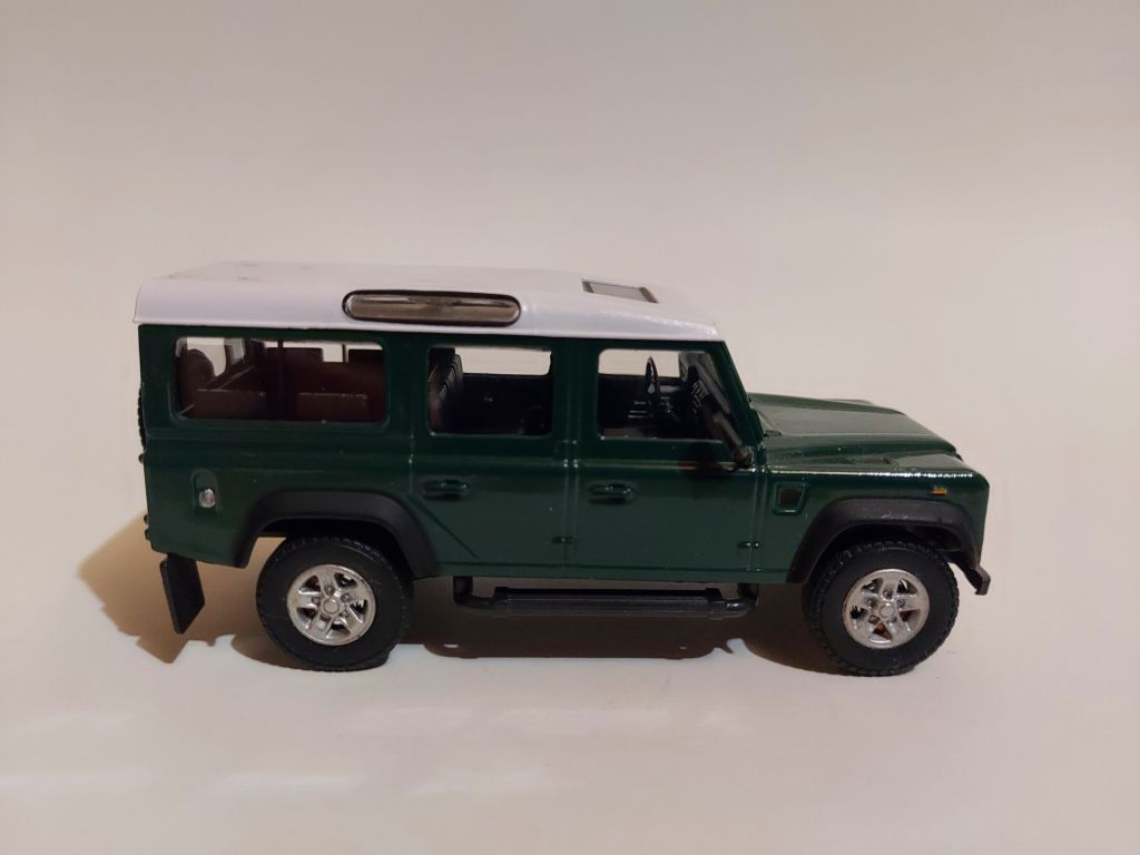 Hongwell Cararama 1:43 Land Rover New Discovery - фото фото фото 3