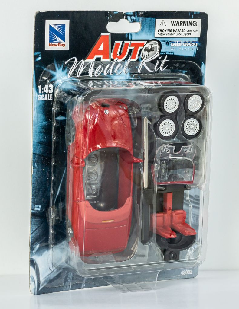1:43 Auto model kit 1996 Alfa Romeo Spider red, NewRay #48002 - фото фото фото 0