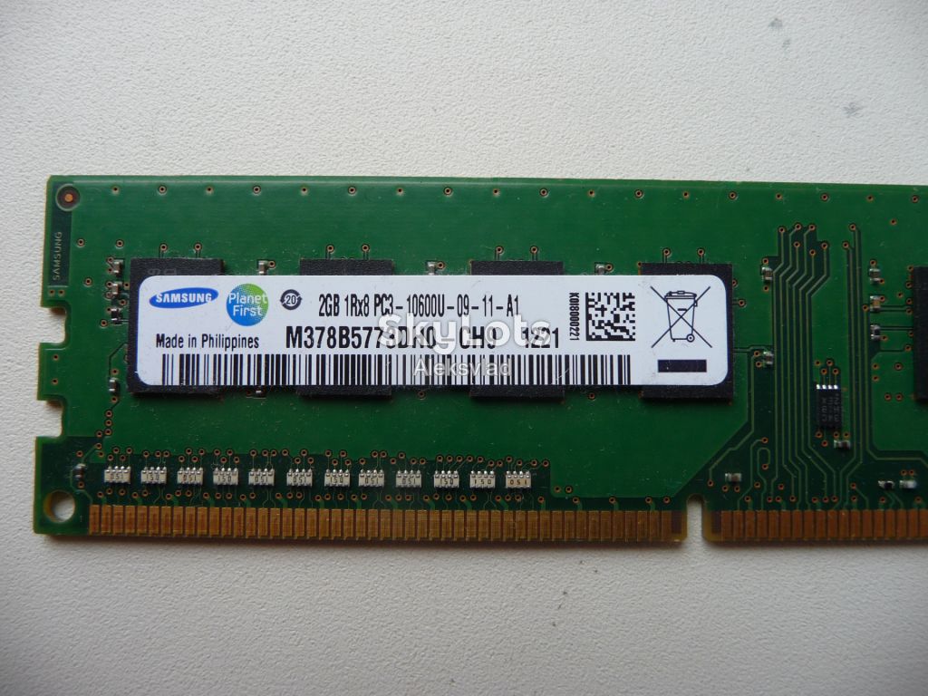 Samsung 2GB DDR3 1333 1Rx8 PC3-10600U-09-11-A1 M378B5773DH0-CH9 Intel/AMD - фото фото фото 3