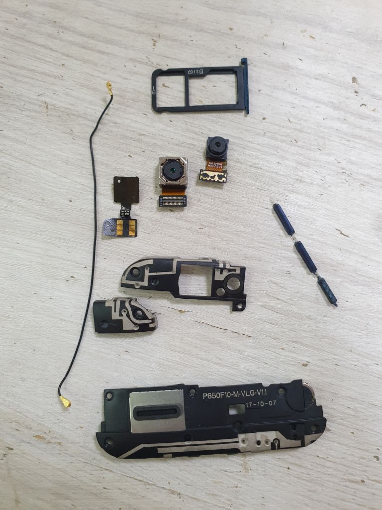 ZTE Blade V8 lite на запчастини - фото фото фото 0