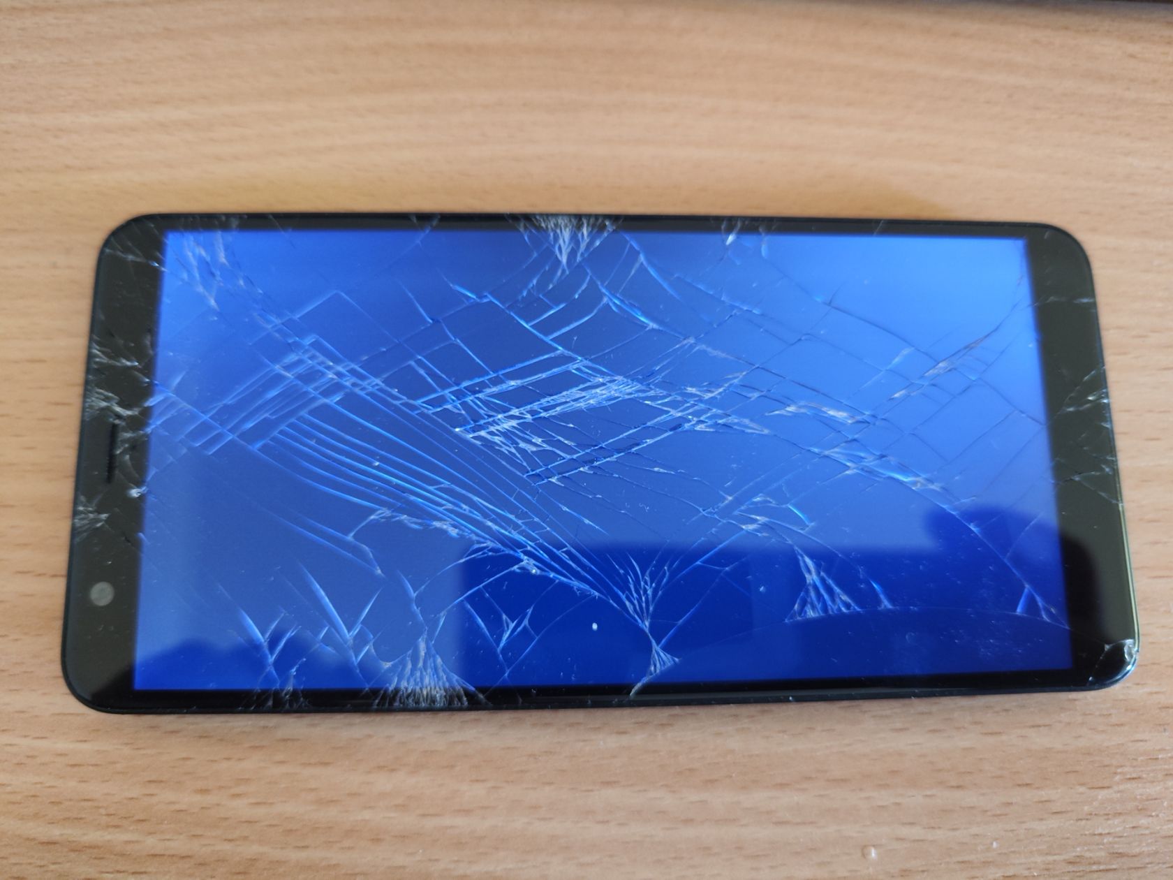 Смартфон Asus ZenFone Max Plus   (M1)   (лот 878) - фото фото фото 1