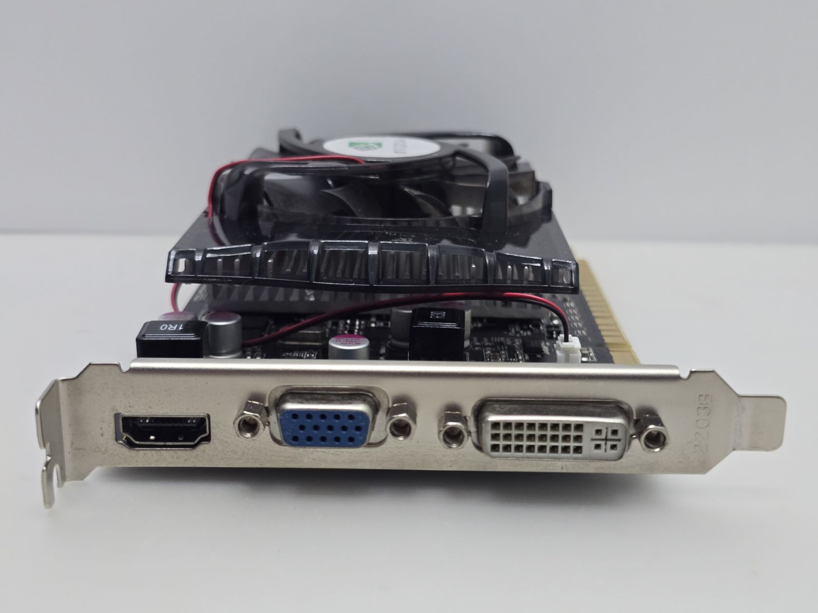 Відеокарта Point of View GeForce GT 630 4GB   (GDDR3,128 Bit,HDMI,PCI-Ex,Б/у) - фото фото фото 1