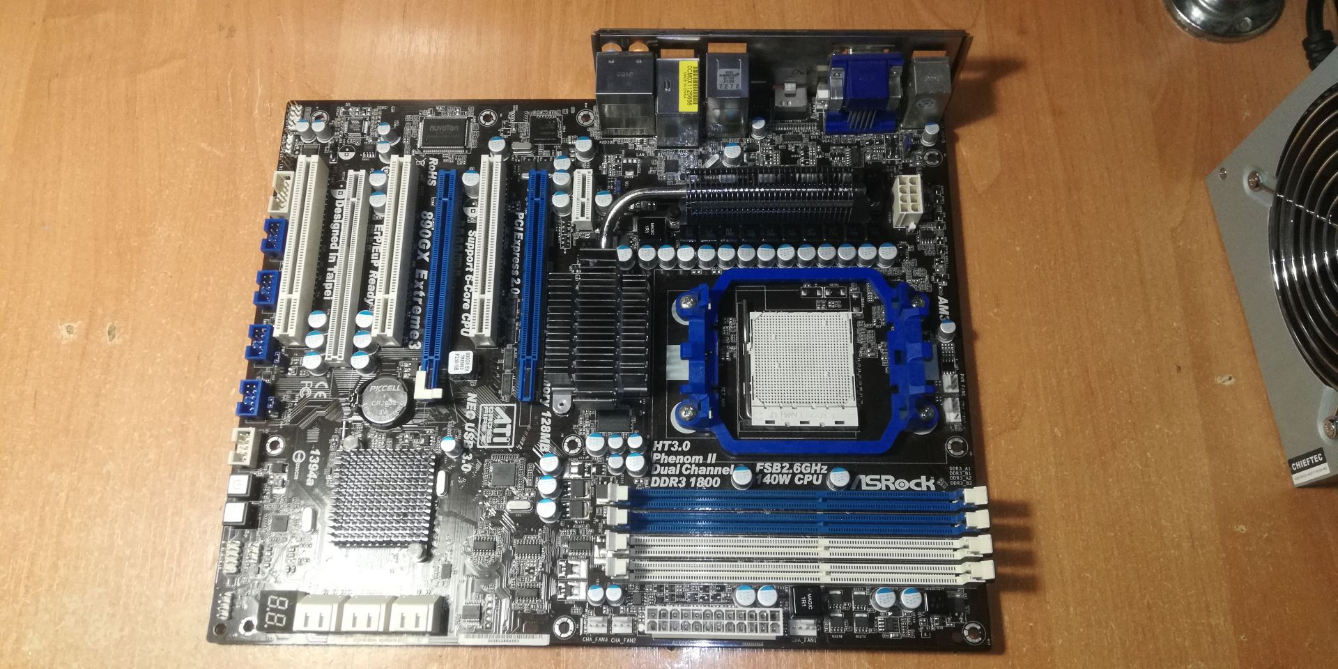 ASRock 890GX Extreme3         ( sAM3, AMD 890GX)        (ЧИТАТЬ ОПИСАНИЕ) - фото фото фото 0