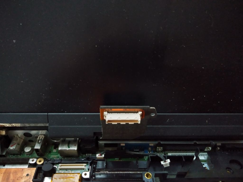 Частина корпусу і матриця ноутбука IBM ThinkPad 2648 - фото фото фото 2