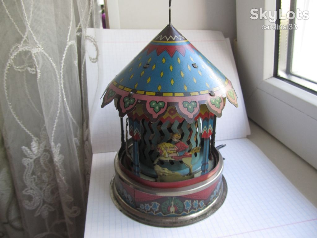 Карусель. Заводная механическая игрушка ЛЗМ 40-50-ых гг. - фото фото фото 1