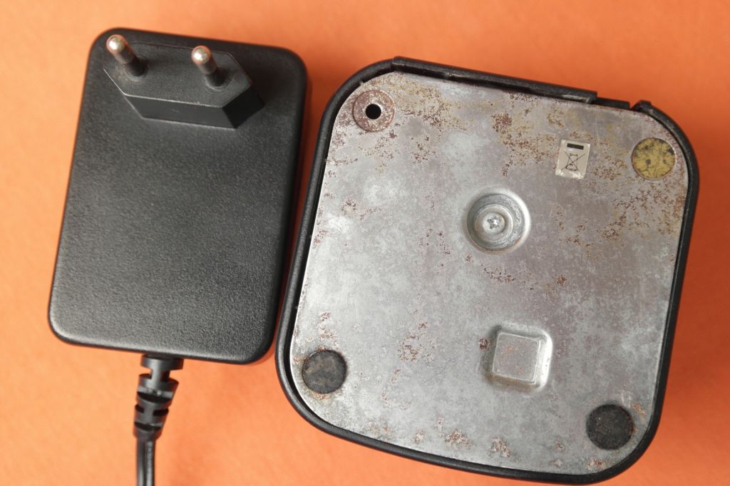 Зарядное устройство Icom BC-146 для Icom IC F11/F21 - фото фото фото 4