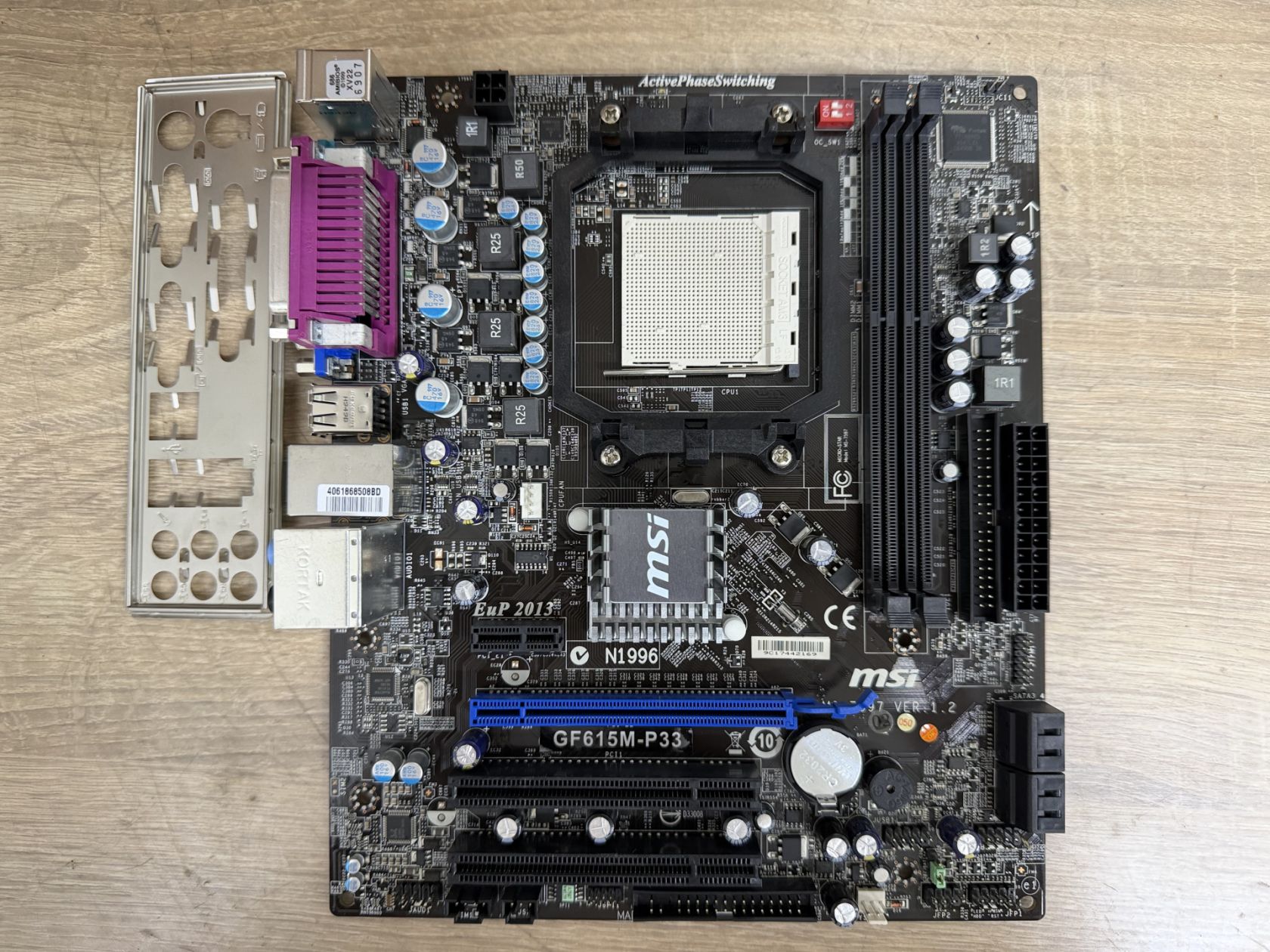 Материнська плата MSI GF615M-P33     (AM3, GF7025, PCI-Ex16) - робоча - фото фото фото 5
