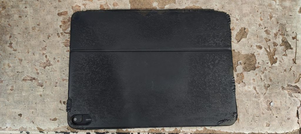 Клавиатура Apple Smart Keyboard Folio для iPad Pro 11" MU8G2RS/A № 24100409 - фото фото фото 1