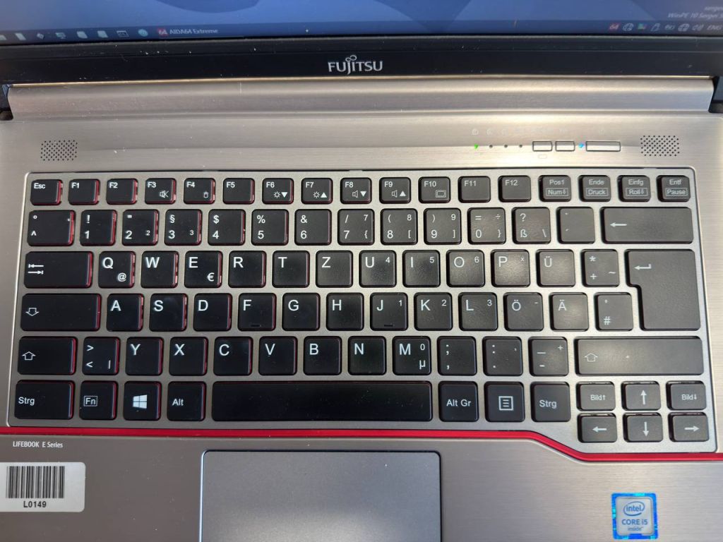 Клавіатура до ноутбука  Fujitsu Lifebook  E754  є з підсвіткою, є без - фото фото фото 0