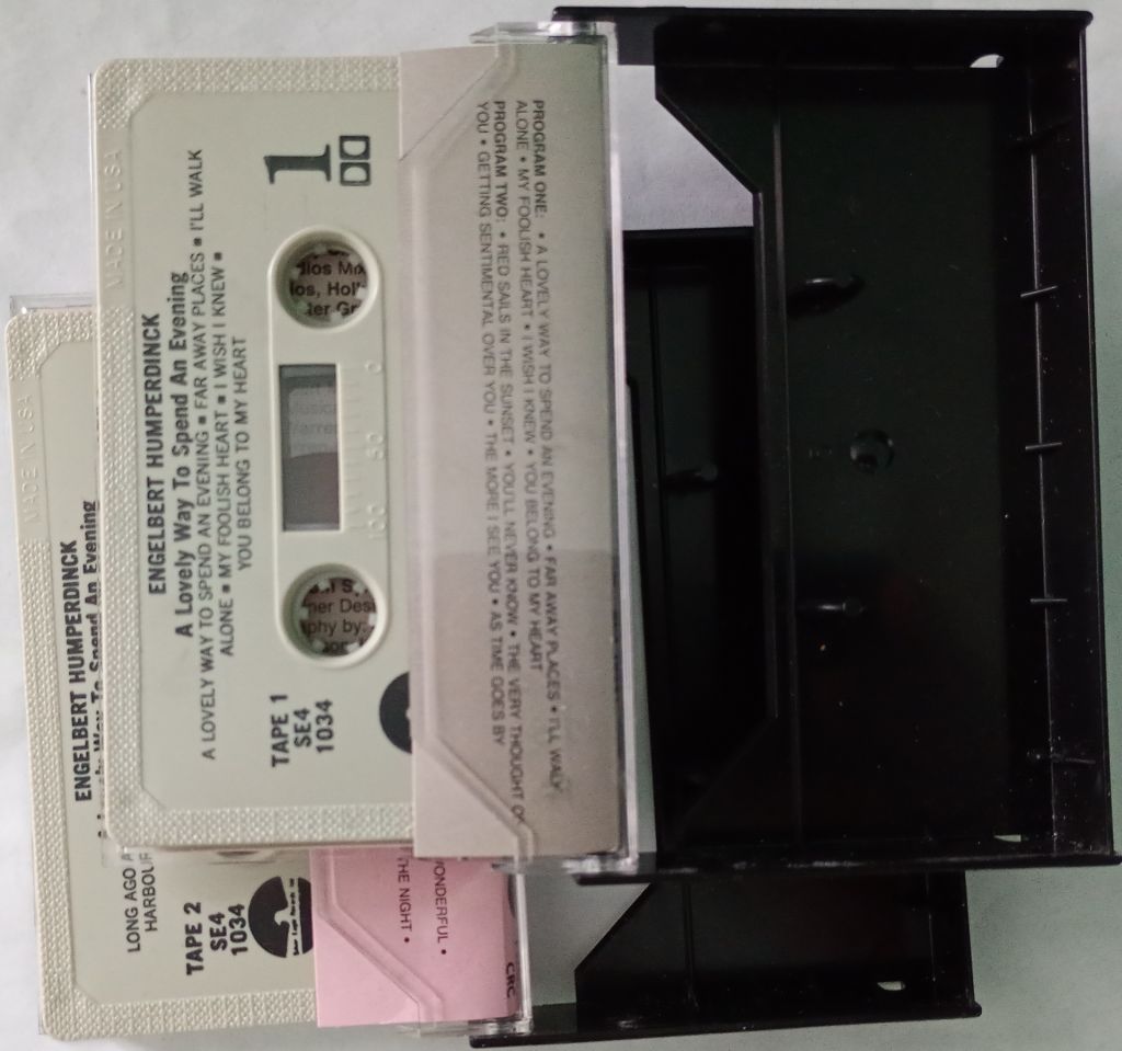 ENGELBERT HUMPERDINCK A Lovely Way To Spend An Evening. 2 x Cassette US - фото фото фото 1