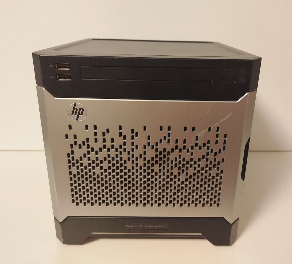 HP Proliant MicroServer Gen8, Xeon E3-1260L 4*2.4Ghz, 16 GB Memory, NO HDD - фото фото фото 0