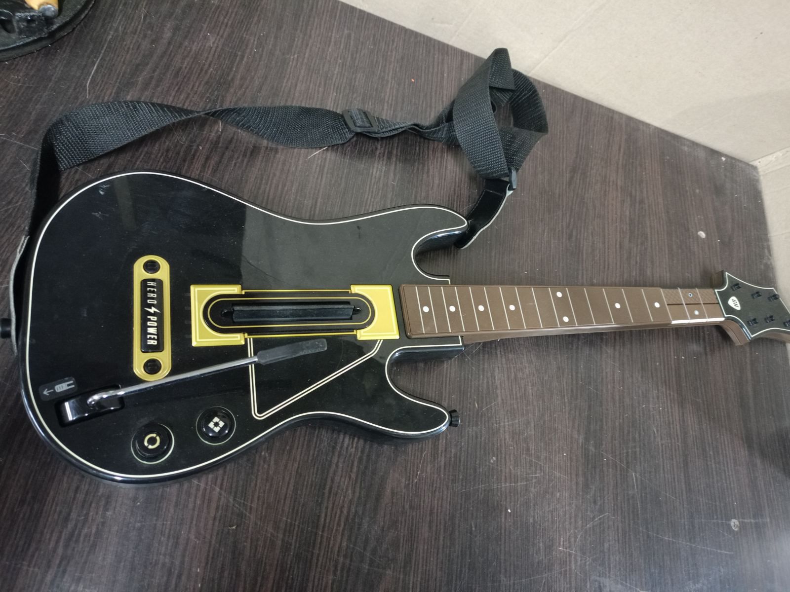 44841  Гитарный контроллер Guitar Hero  PS3 Xbox One PS4, Б/У - фото фото фото 0