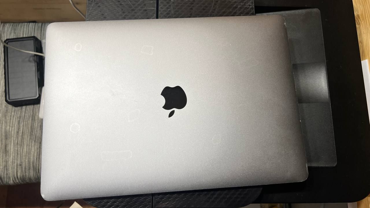 Macbook Pro Retina Early 1708 2017 - фото фото фото 4